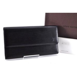 Louis Vuitton LV Portefeuille International Epi Long Wallet used N121034 s